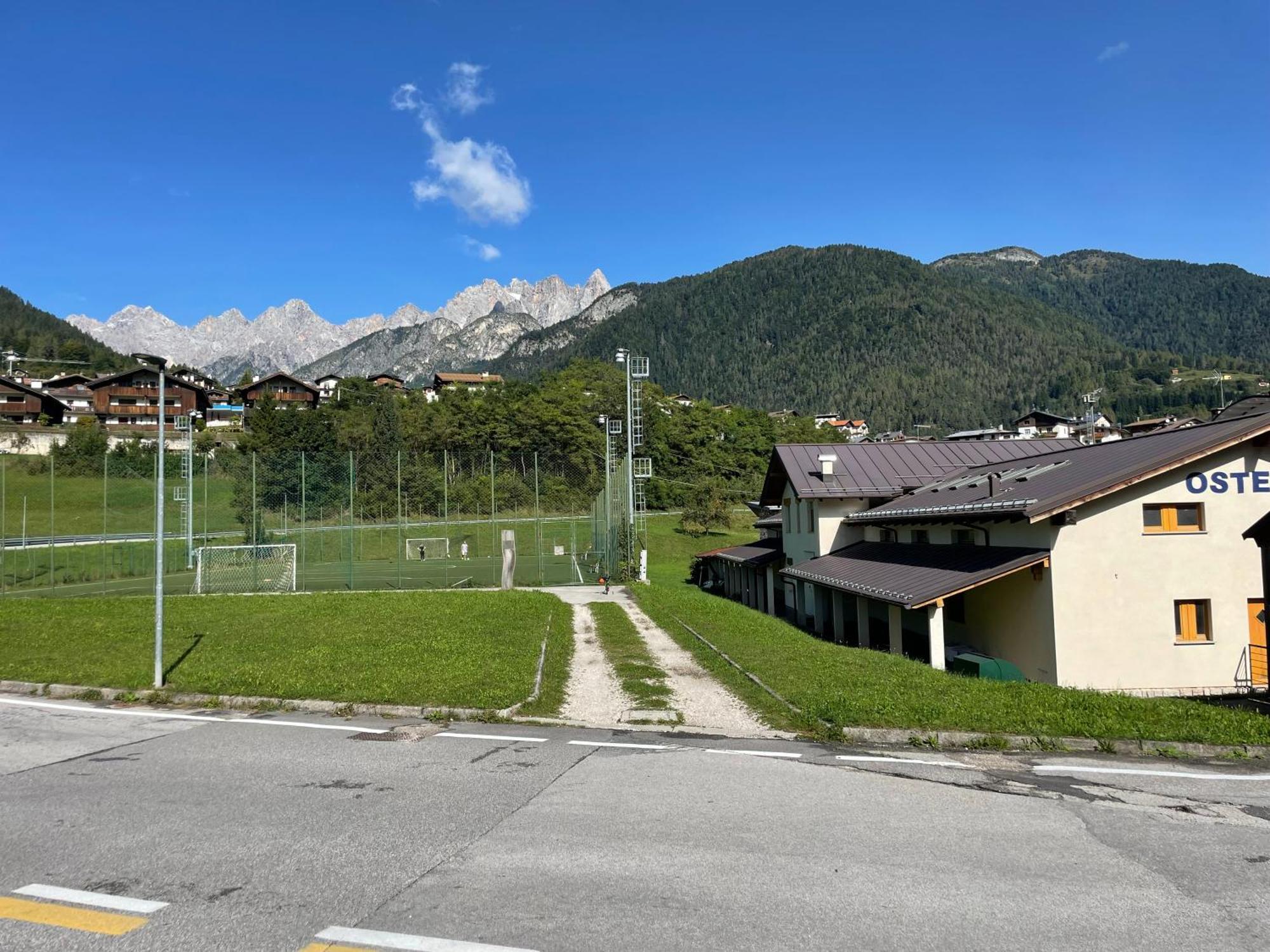Hotel Lunga Via Delle Dolomiti Calalzo di Cadore Zewnętrze zdjęcie